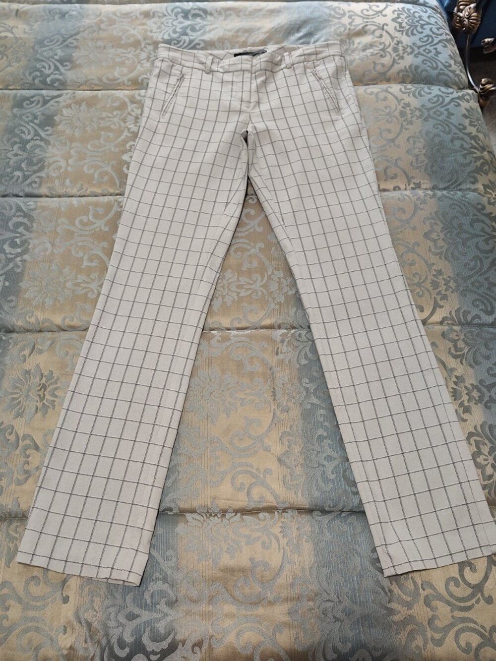 The Limited Exact Stretch gray & black plaid dress pants, EUC, size 8R